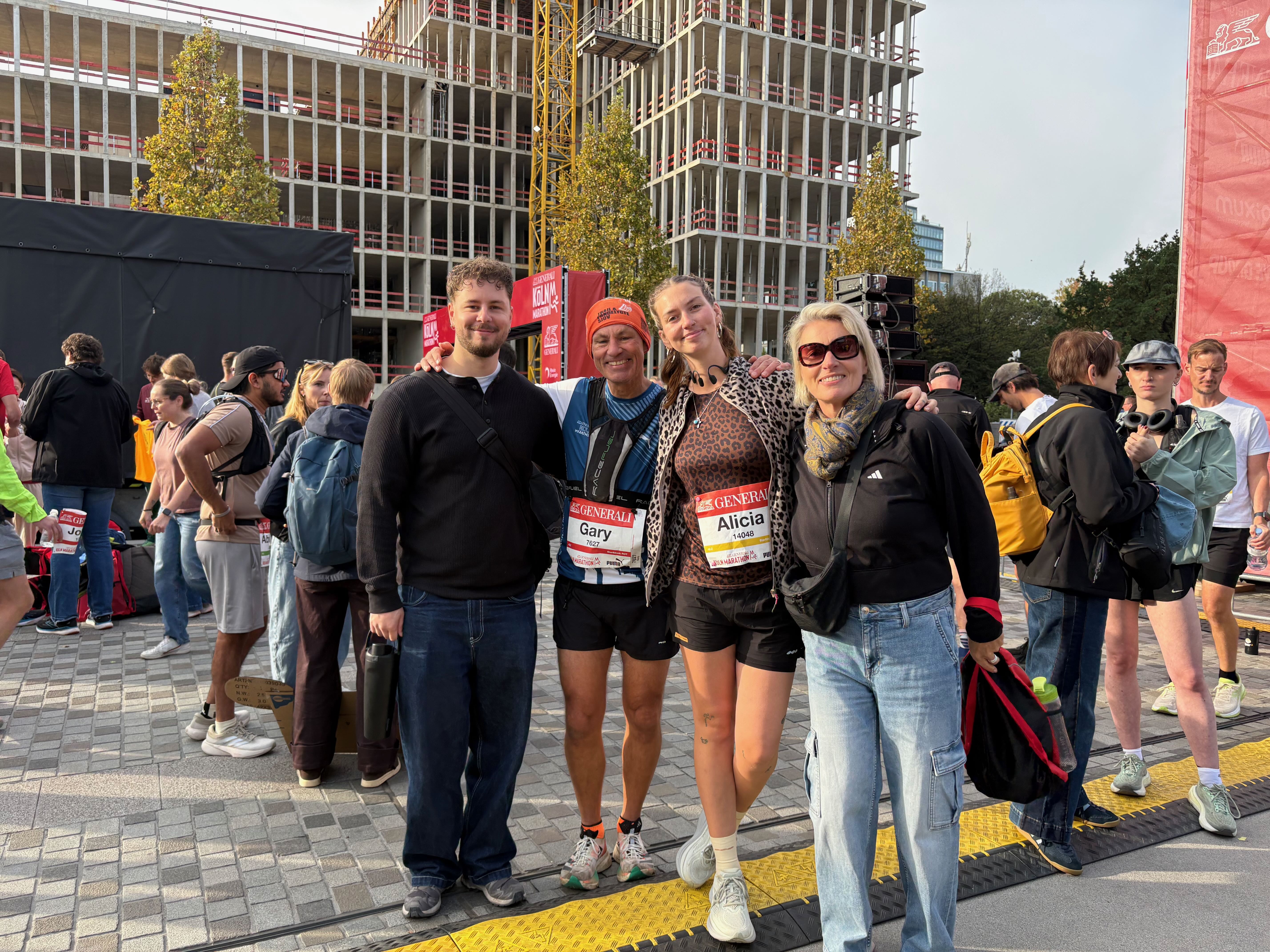 Colleen and Gary pre marathon